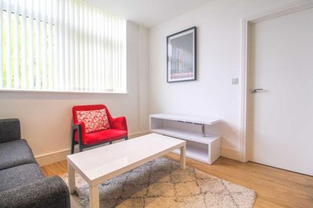 1 bedroom flat to rent - Photo 2