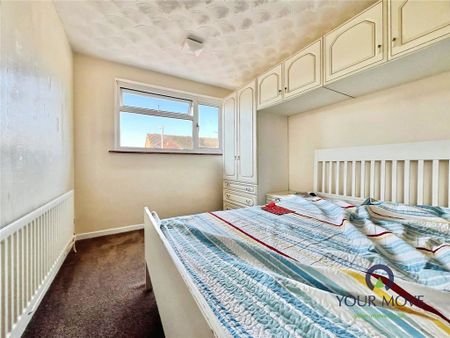 5 bedroom semi-detached house to rent - Photo 3