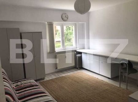 Apartament 1 camera, decomandat, 30 mp, zona P-ta Cipariu - Fotografie 3