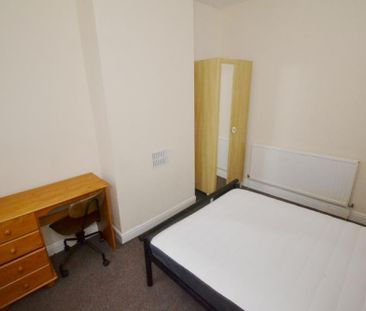 5 Bed Terraced House, Ashfield Road, M13 - Photo 4