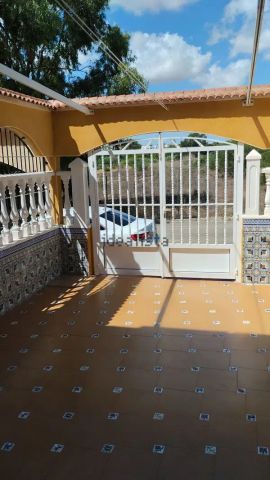 Alquiler de chalet adosado en Urbanización Mil p Sevillas, 61 - Photo 4