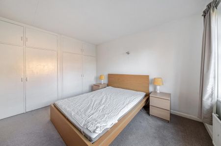 2 bedroom property to rent - Photo 2