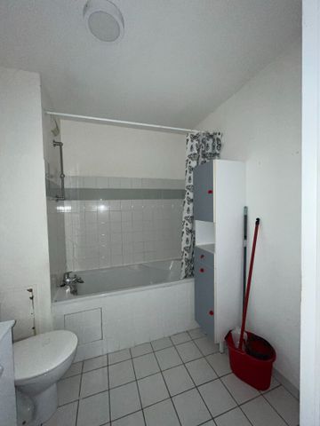 Location Appartement 1 pièce 30m² MARCQ EN BAROEUL 59700 - Photo 5