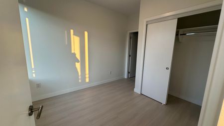 626 Claremont Street #2005, Coquitlam, BC V3J0T1 - Photo 5