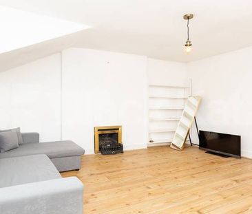 1 Bedroom, 1 bath, 1 reception Flat - Photo 3