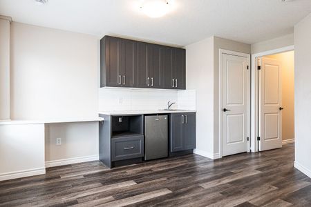 For Lease - 381 Callaway Road, London North, Ontario - Photo 3