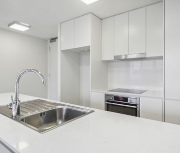 An excellent location, views and privacy all in one - Photo 4