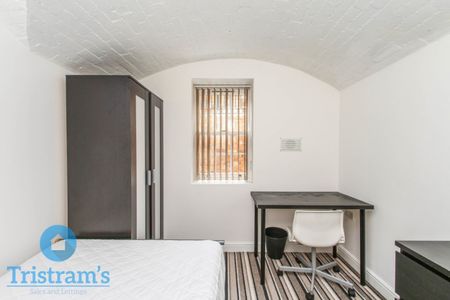 2 bed Apartment for Rent - Photo 5