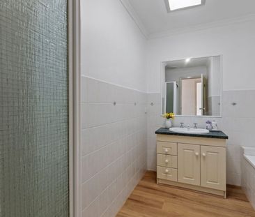 Modern Comfort in Epping - Photo 6