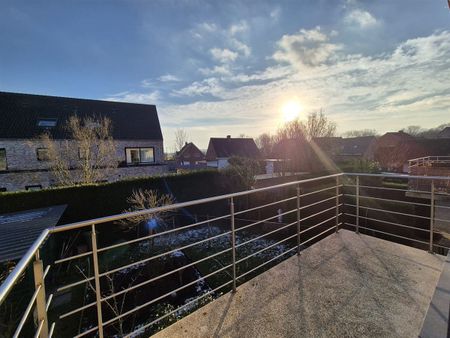 Rustig gelegen appartement met terras en staanplaats. - Photo 3