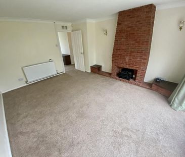2 bedroom detached bungalow to rent - Photo 5