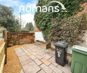 The Old Bakery, Main Road, Hursley, Hursley, SO21 - Photo 4