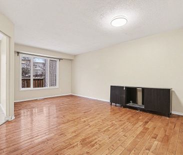 For Lease - 206 Beatrice Drive, Barrhaven, Ontario - Photo 2