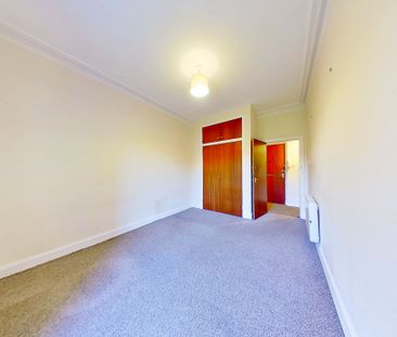 Lochee Road, Dundee - Photo 2