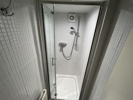 5 bedroom semi-detached house to rent - Photo 5