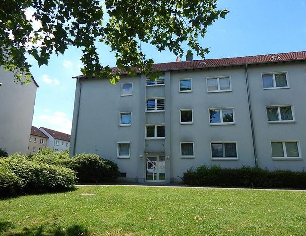 Lust auf Veränderung: interessante 3-Zimmer-Wohnung mit Balkon - Photo 1