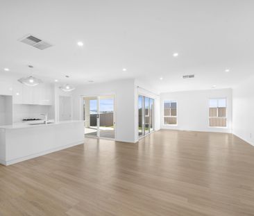 9 Valencia Dr, Gobbagombalin NSW 2650 - Photo 5