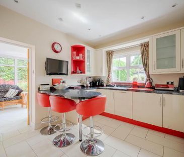 12 Churchland Close, Holywood, BT18 9LF - Photo 6