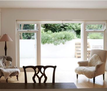 2 bedroom maisonette to rent - Photo 2