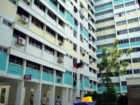 Blk 366 Yishun Ring Road (Yishun), HDB 5 Rooms - For Rent - Photo 4