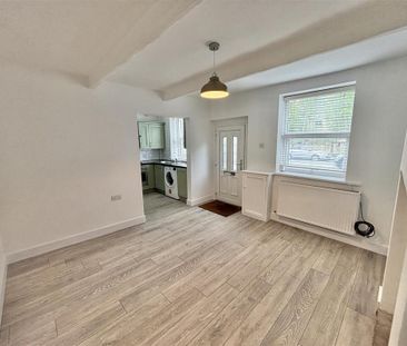 2 bedroom terraced house to rent - Photo 1