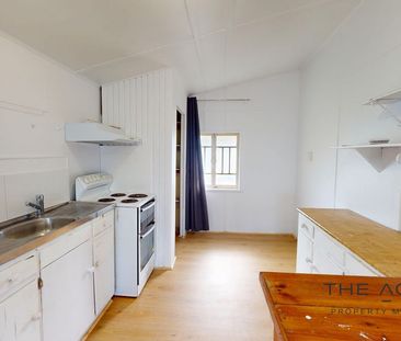 Charming Central Yeppoon Home – Freshly Updated & Ready to Move In! - Photo 1