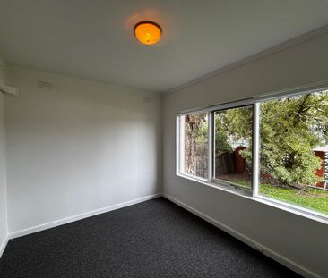 1 / 134 Neerim Road, Carnegie - Photo 6