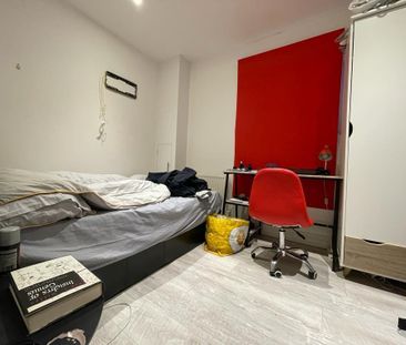 4 bedroom terraced house to rent - Photo 5