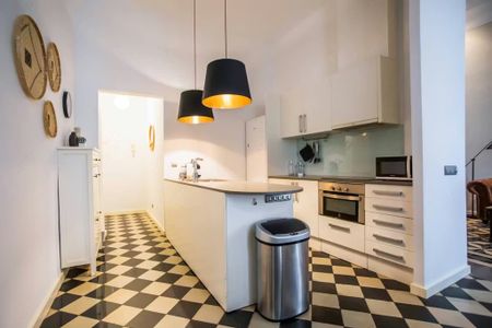 Plaça Reial, Barcelona, Catalonia 08002 - Photo 3