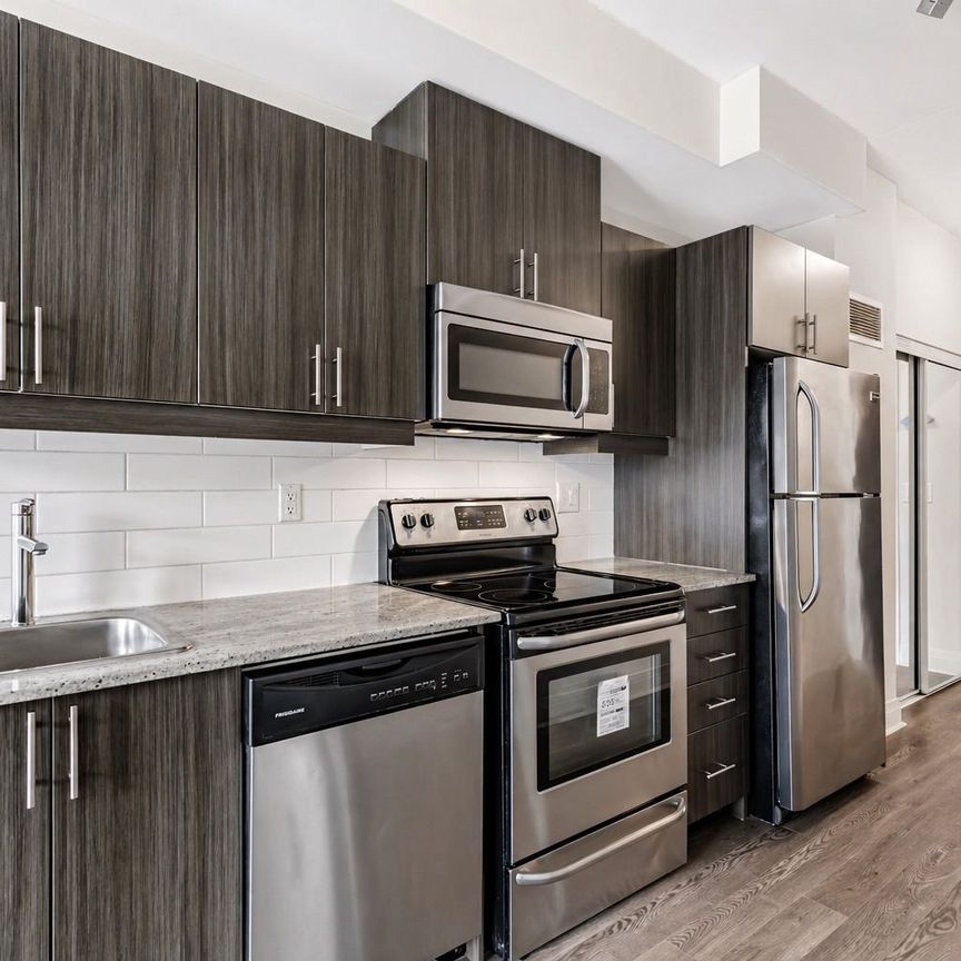 For Lease - 17 Kenaston Gardens Unit# 401, Toronto, Ontario - Photo 1