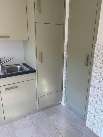 Renovierte 2.5-Zimmerwohnung im Seefeld - Photo 4