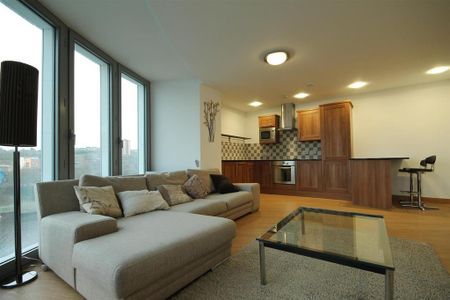 2 bedroom apartment to rent - Photo 2