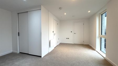 The Railings, Middlewood Locks - Photo 3