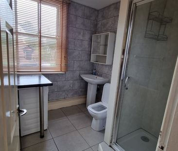 1 Bed Flat, Mansfield Road, NG5 - Photo 5