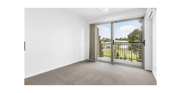 Classy & Modern Townhouse - Overlooking Park Land - Photo 1