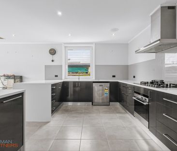 17 Wirilda Street, Rivett ACT 2611 - House For Rent | Domain - Photo 3