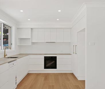 Fully Renovated Three Bedroom Home in Anna Bay - Photo 6