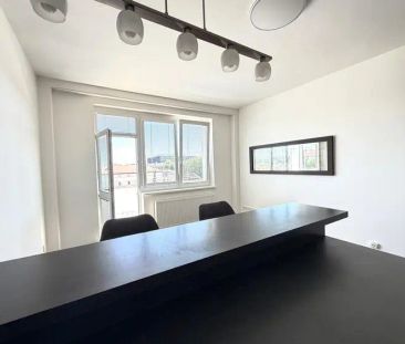 NABÍDKA PRONÁJMU ÚTULNÉHO CIHLOVÉHO BYTU 2+KK SE DVĚMA BALKONY A SK... - Photo 2