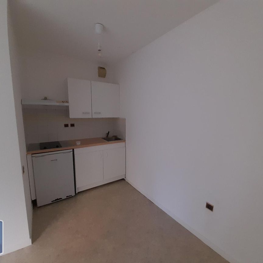 Location Appartement 1 pièce 33m² PAU 64000 - Photo 1