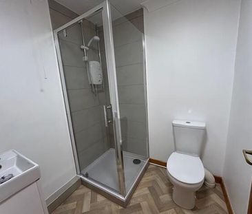 1 bedroom ground floor flat to rent - Photo 5