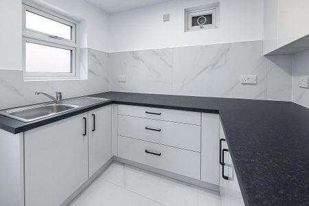 7 bedroom semi-detached house to rent - Photo 4