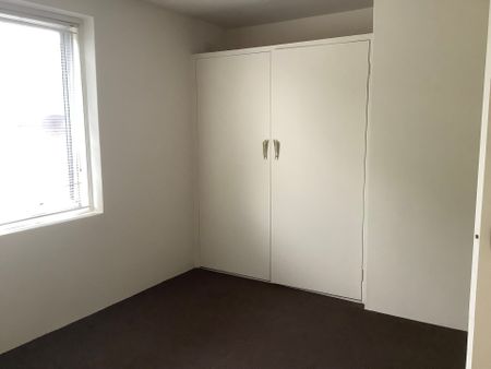 Living at Weeroona - Photo 4