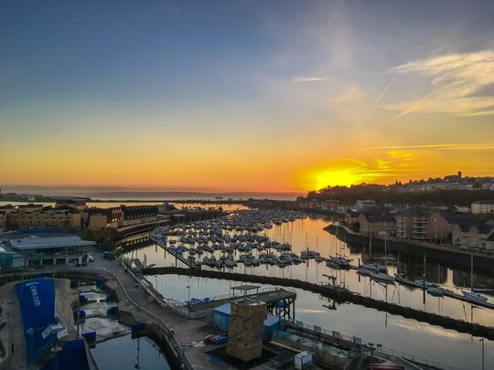 Whitewater House, Bayscape, Cardiff Marina - Photo 1