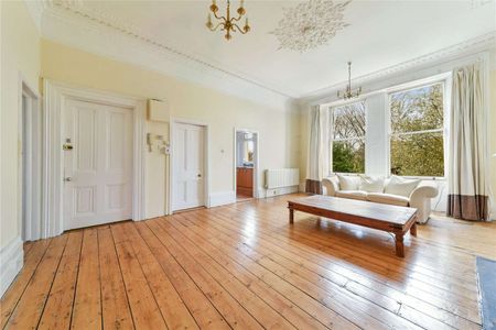 Simply stunning 1 double bedroom hall floor apartment on this prestigious road. - Photo 5