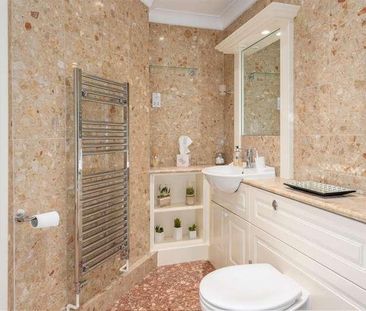 Cavendish Lodge, Bath, BA1 - Photo 1