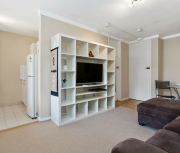 117/112 Goderich Street, PERTH - Photo 3