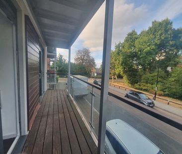 1 Bed Flat, Highfield Close, SE13 - Photo 4