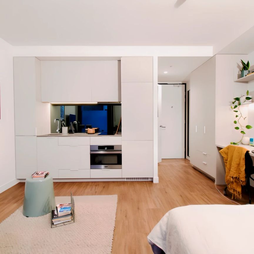 Executive Studio Lower - Photo 1