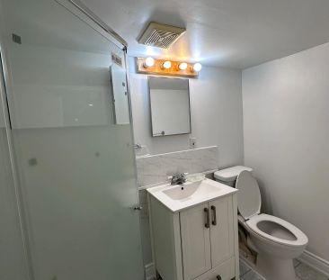 50 Marbury Crescent #Lower - Photo 3