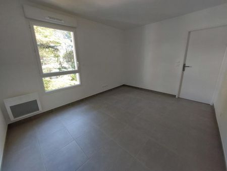 location Appartement T2 DE 36.29m² À MONTPELLIER - Photo 2